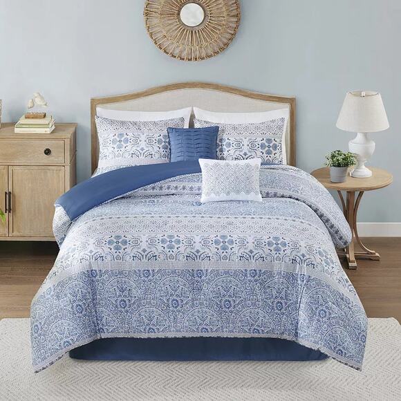 Madison Park Noa 6-Piece Comforter Set Blue and White- King (Open Box)
